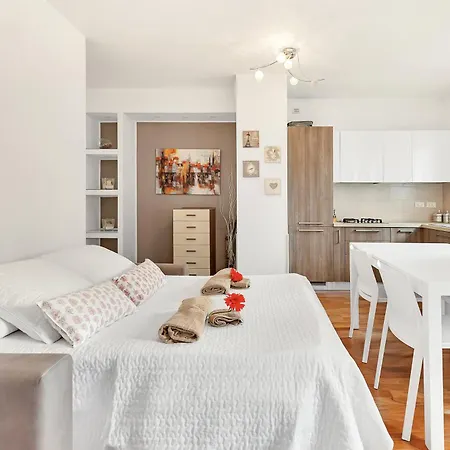 Alessia's Flat - Perini Lejlighed