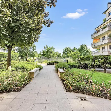 Daire Alessia's Flat - Perini Milano