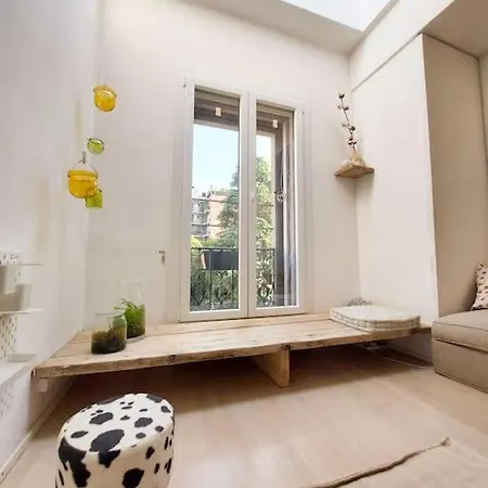 Appartamento Design&terrazzo A 5 Min Dal Centro - Laura's House Milano