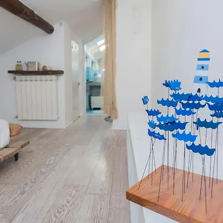 Design&terrazzo A 5 Min Dal Centro - Laura's House *