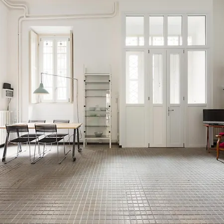 Appartement Guesthost - Cadore - Urban Retreat Apartment! *