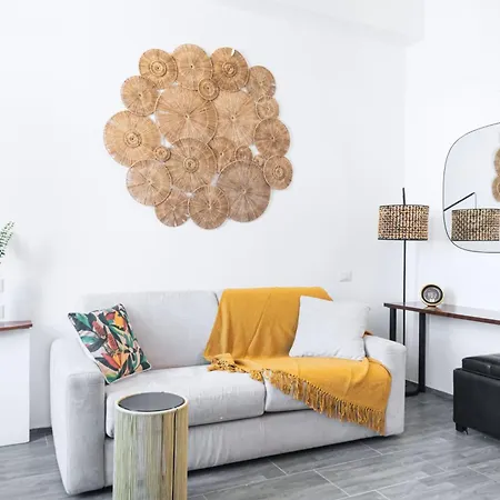 Easylife - Moderno E Luminoso In Repubblica Апартаменты *