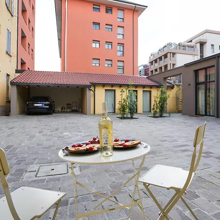 Del Re House, Parking Free Casa vacanze Milano