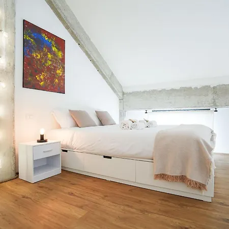 Vakantiehuis Del Re House, Parking Free Milaan