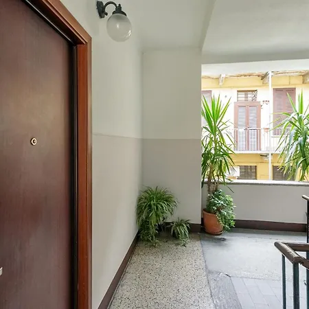 Apartamento Navigli - Cozy Studio In Darsena By Rentopolis *