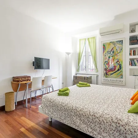 Apartamento Navigli - Cozy Studio In Darsena By Rentopolis *