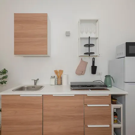 Xenia - Renovated Flat In Navigli Area Milánó