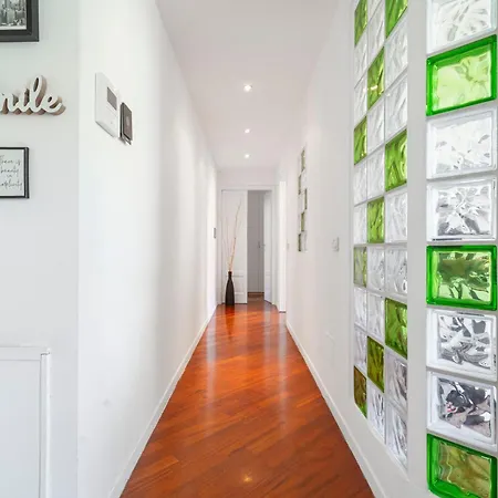 Appartamento Roomy Flat With Garage - Porta Romana Milano