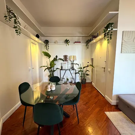 Apartment Urban Jungle 4 - Darsena Milan