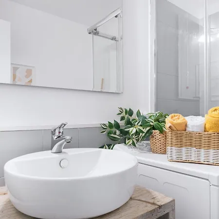 Easylife - Grazioso Monolocale In Porta Venezia * Milan