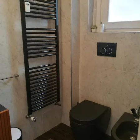 Appartement Bilocale In Centro Citta 15 Min Dal Duomo - Fontana *