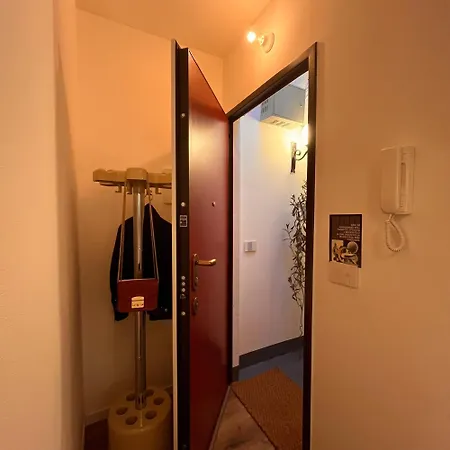 Daire Crocetta 67 - Penthouse Milano