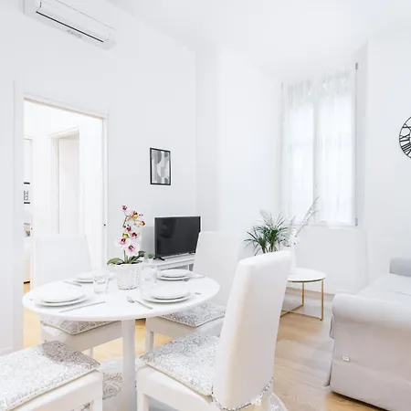 Appartement Easylife - Elegante In Porta Venezia Milaan