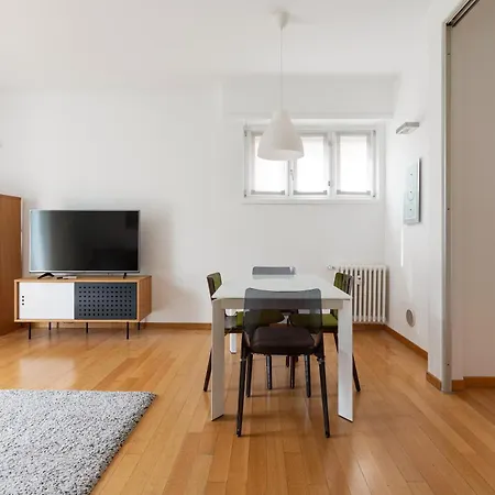 Washington District Cozy With Balcony * Milano