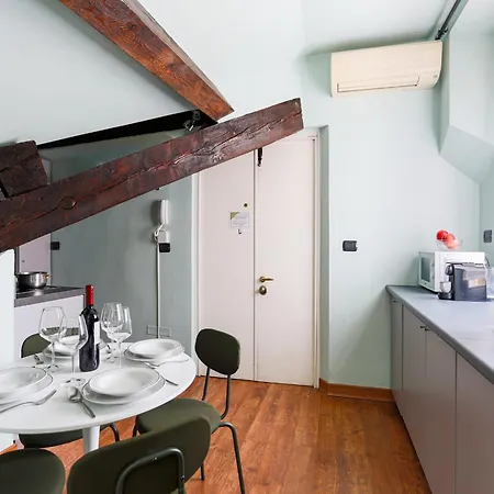 The Rent - Flat In Brera District Milánó
