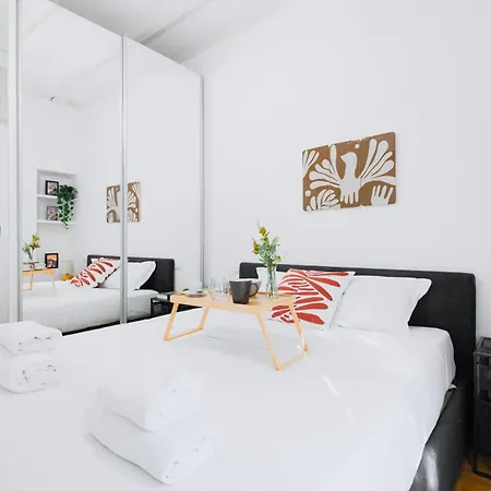 Easylife - - Monti 32 - Castello Sforzesco *