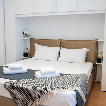 Gioia 43 - New Stylish 1 & 2 Apartment *