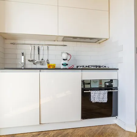 Moderno Navigli Milano:two Jacks ミラノ