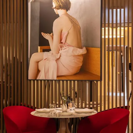 Palazzo Cordusio, A Gran Melia 5*