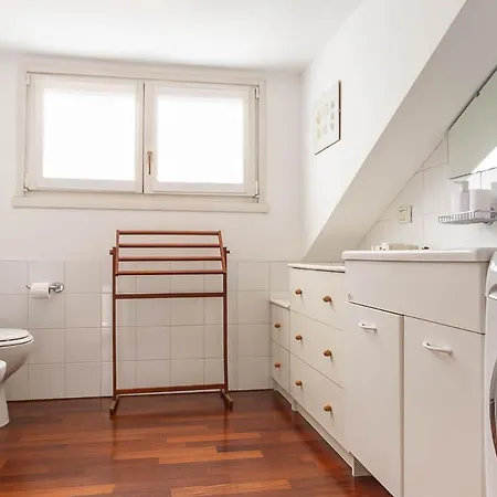 Attico Con Terrazzo - Skyview Daire