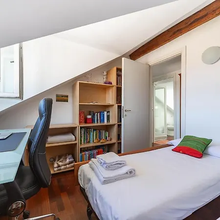 Attico Con Terrazzo - Skyview Mediolan