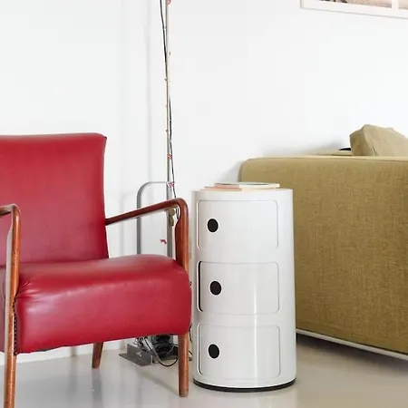 Navigli's Rooftop Apartment *