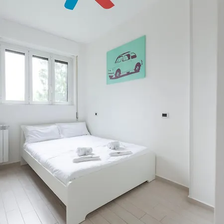 Easytopstay - San Siro Large Flat *