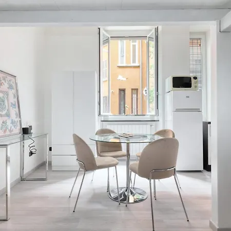 Ideal Rent - Viale Corsica 41