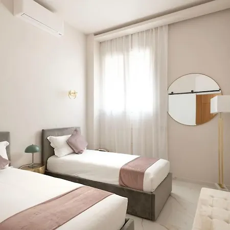Chic 3 Bedroom - Close To Duomo Milan