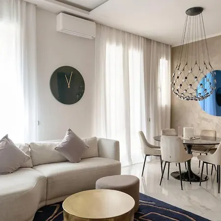 Apartment Chic 3 Bedroom - Close To Duomo
