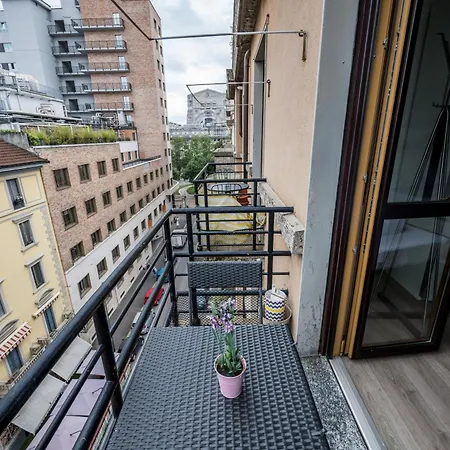 Airguest Station * Milán