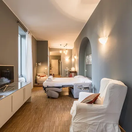 Apartment Porta Venezia Open Space - Due Passi Dal Duomo - 2 Bagni