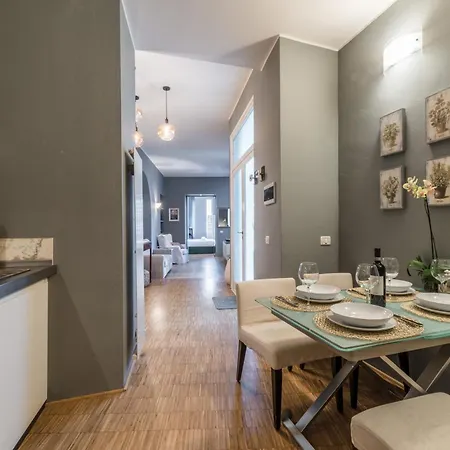 Porta Venezia Open Space - Due Passi Dal Duomo - 2 Bagni *