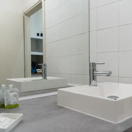 Porta Venezia Open Space - Due Passi Dal Duomo - 2 Bagni Apartment *