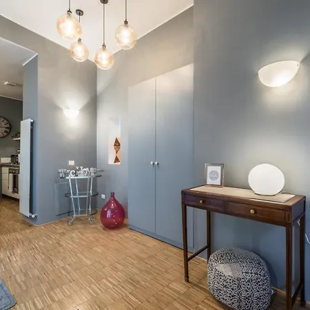 Porta Venezia Open Space - Due Passi Dal Duomo - 2 Bagni *