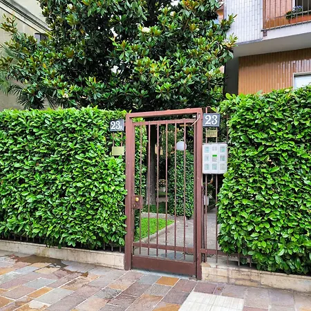 Apartment Joivy Lovely Flat Near Corso Buenos Aires