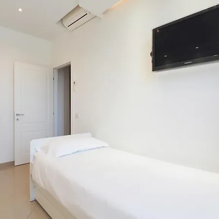 Apartment Forlanini Con Free Parking Linate Airport *