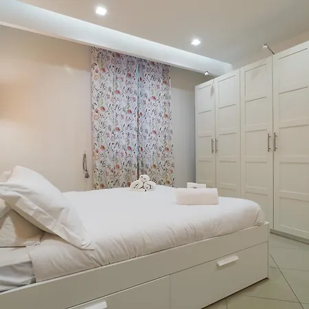 Apartment Forlanini Con Free Parking Linate Airport *