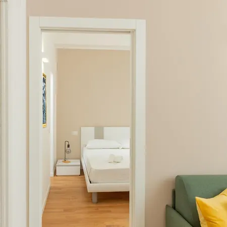 Exclusive Apartment - Next To The Metro شقة ميلان