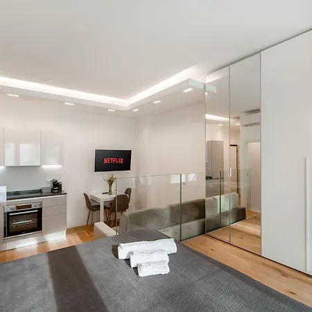 Duomo And Navigli - Cozy And Quiet With Park View Appartement Milaan