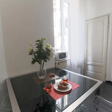 Central Flat - Boccaccio 7 Apartamento