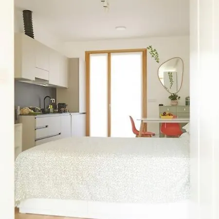 Apartment Nuovissimo Monolocale In Centro Mailand