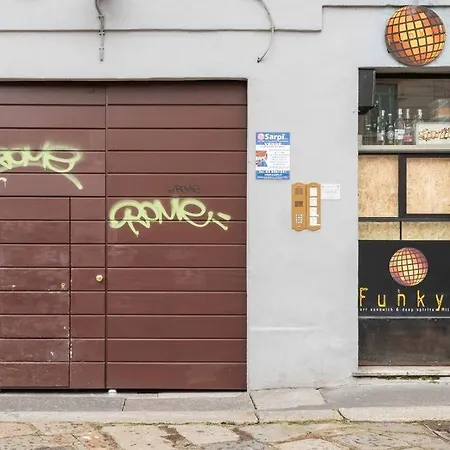 شقة Monolocale Navigli Ripa 33