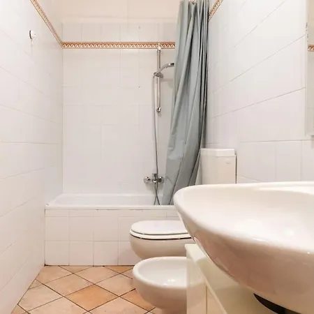 Trilocale In Pagano Apartamento Milán