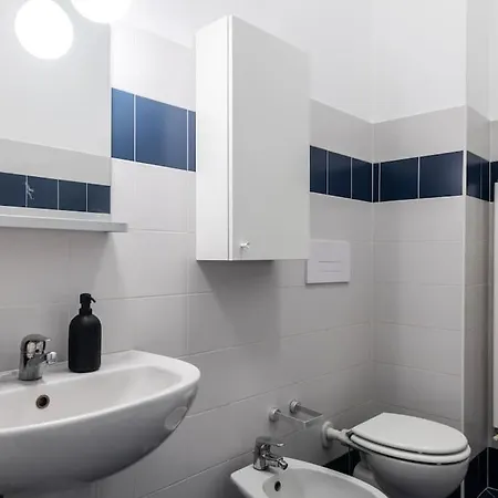 Moderno Bilocale In Zona Mico Apartmán Milán