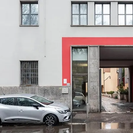 Moderno Bilocale In Zona Mico Apartment