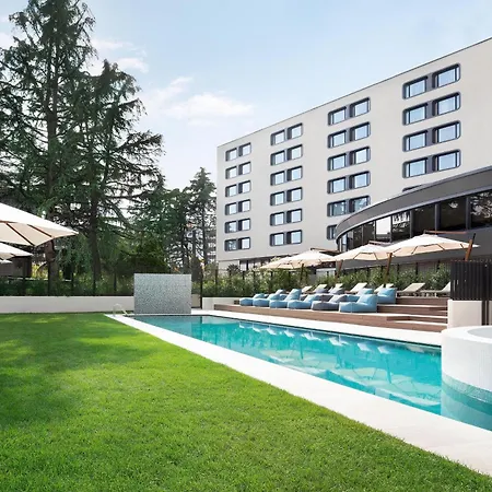 Sheraton San Siro 4* Milán