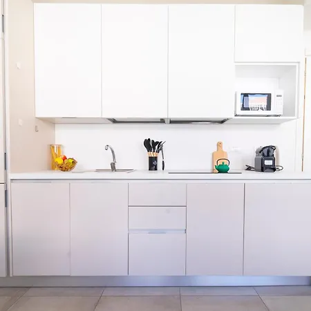 Ihost - Monviso 41 * ميلان