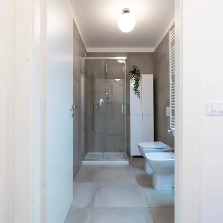 Ihost - Monviso 41 ميلان