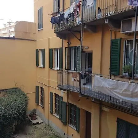 Casa Garibaldi-isola Milão